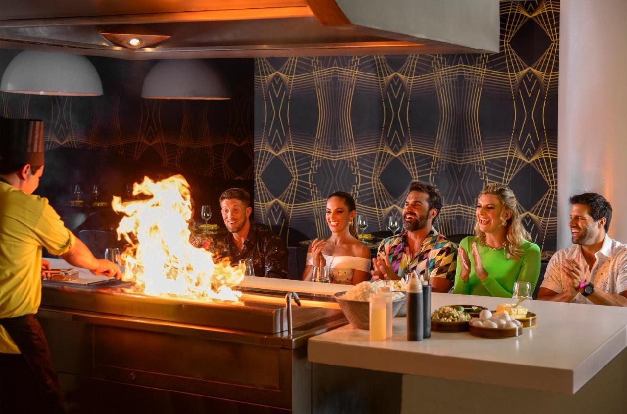 Temptation At The Tower Cancun Resort (Adults Only) Екстериор снимка